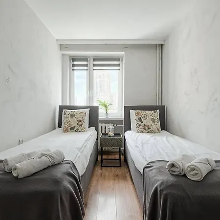 Apartment The View Private Emilii Plater 55 Warschau