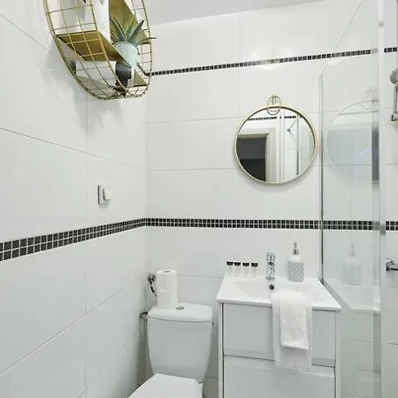 The View Private Emilii Plater 55 Warsaw